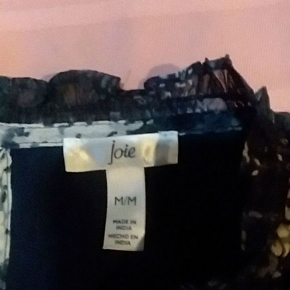 NWT Joie mini dress sz med. Black and grey floral print lined with black - Picture 12 of 16